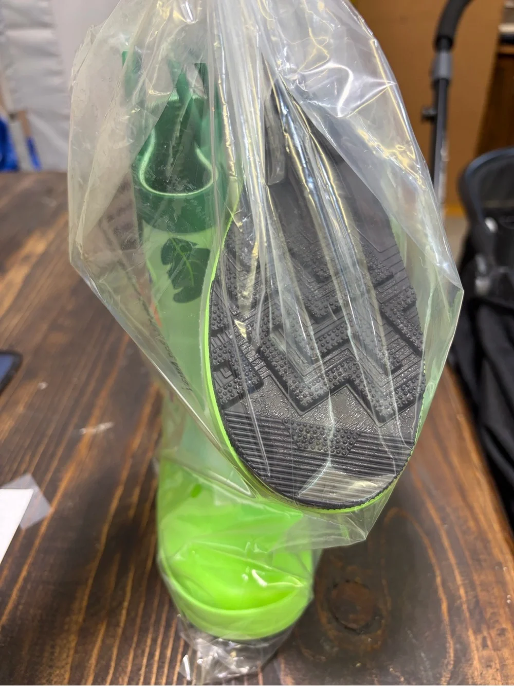 Cat & Jack Mint Green Leaf Tote with Colorful Cartoon Character